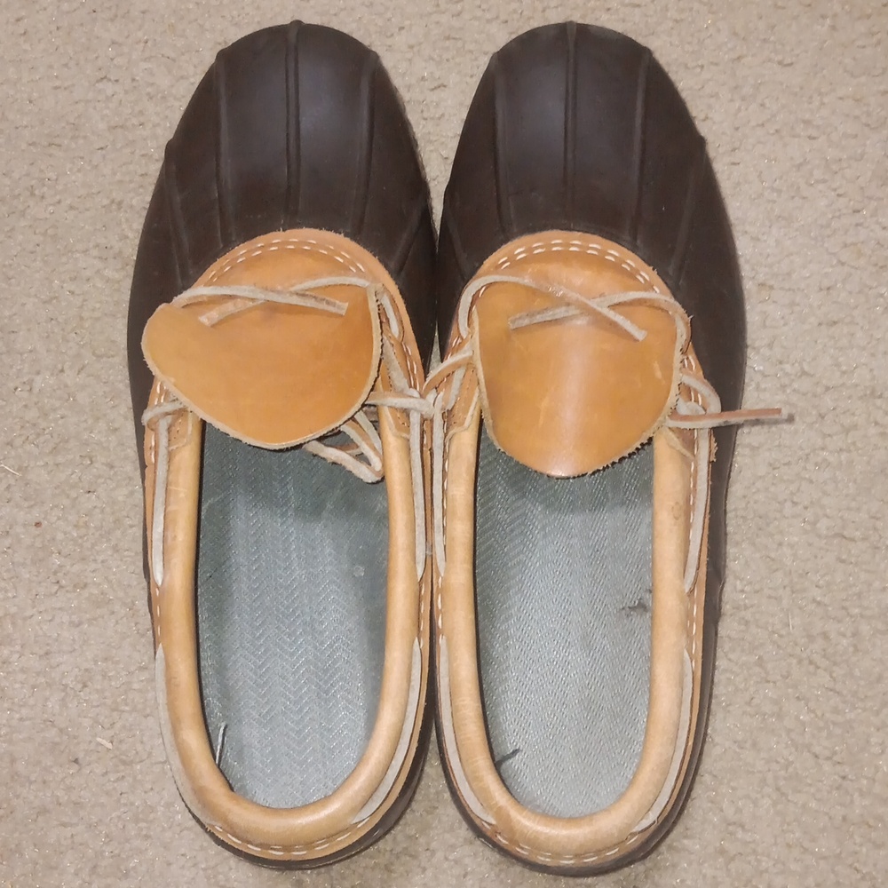 L.L. Bean Black and Tan Rain & Snow Boots - Picture 6 of 11